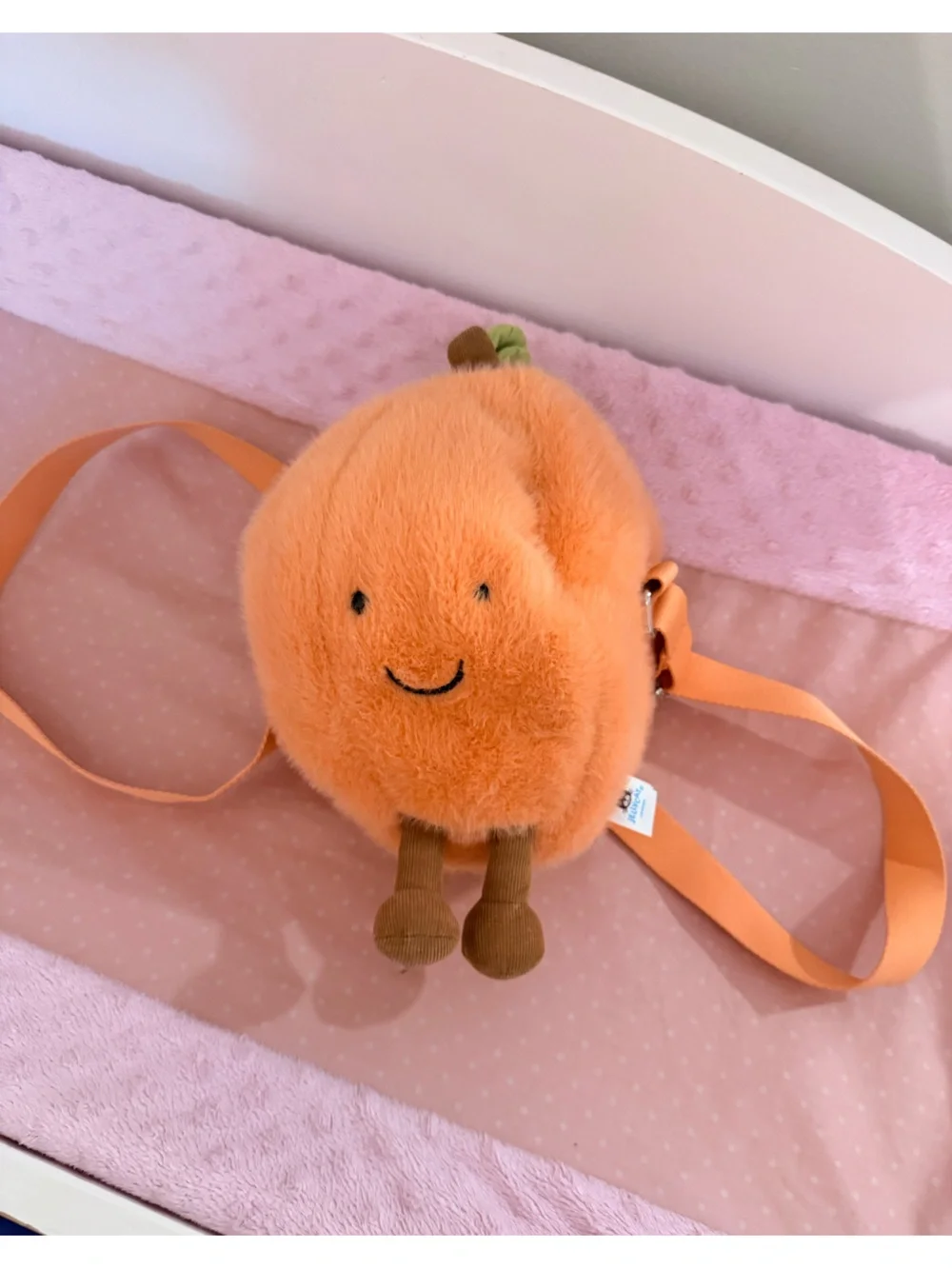 Jellycat Amuseables Peach Shoulder Bag